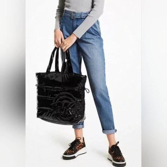 Michael Kors Rae Black Quilted Nylon Extra Large Drawstring Tote Shoulder Bag - Picture 2 of 16